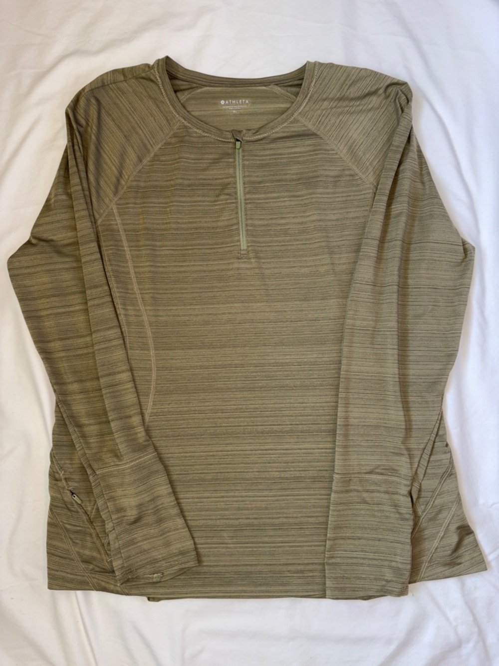 Athleta Pacifica Illume 1/4 Zip XL Olive Green Lightweight Layer Outdoor Yoga - Picture 2 of 7